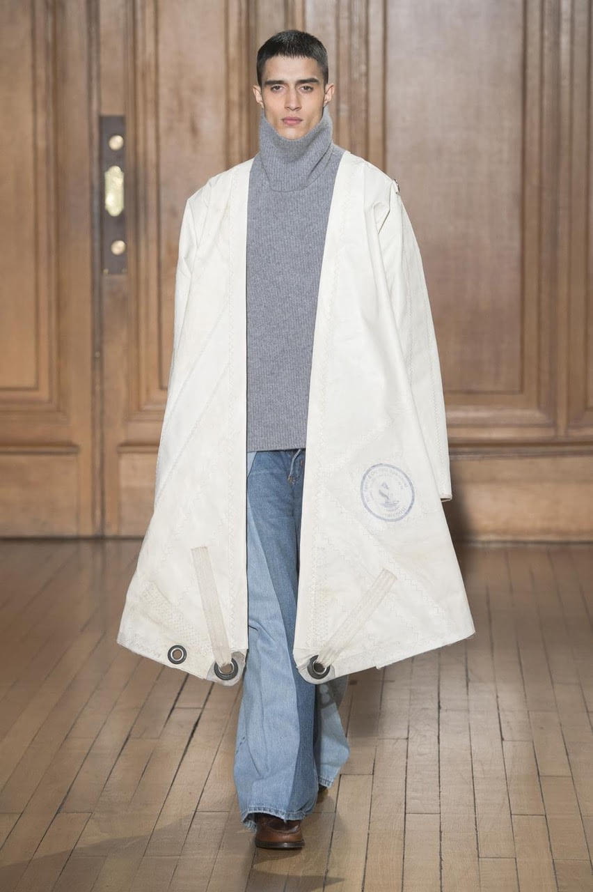 Fashion Week Paris Fall/Winter 2018 look 24 from the Hed Mayner collection 男装