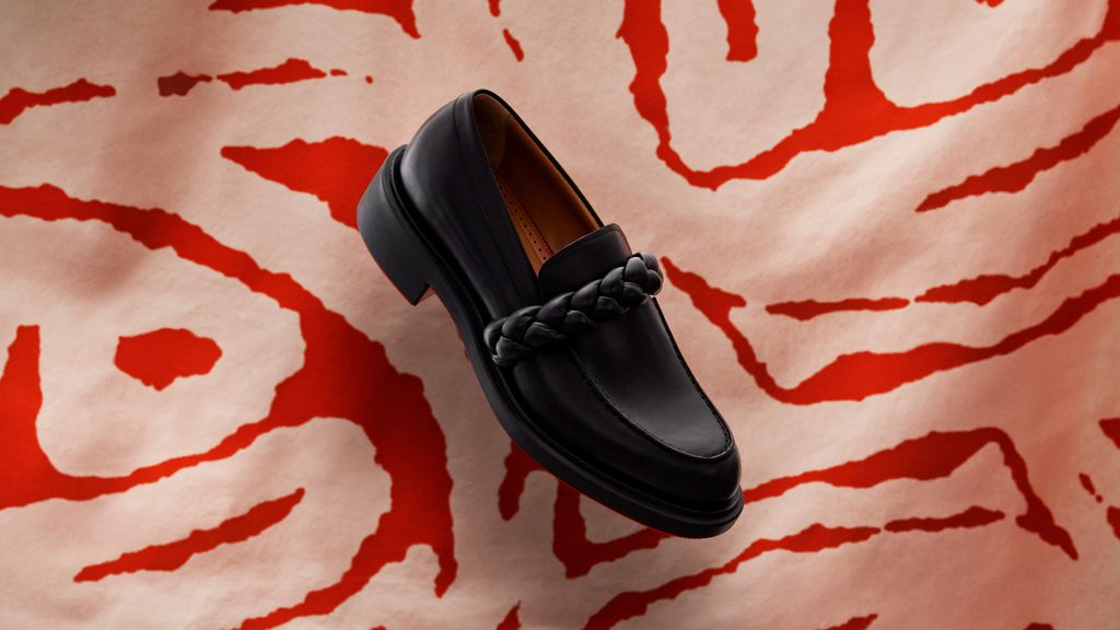 Fashion Week Paris Fall/Winter 2024 look 66 from the Christian Louboutin collection womenswear accessories