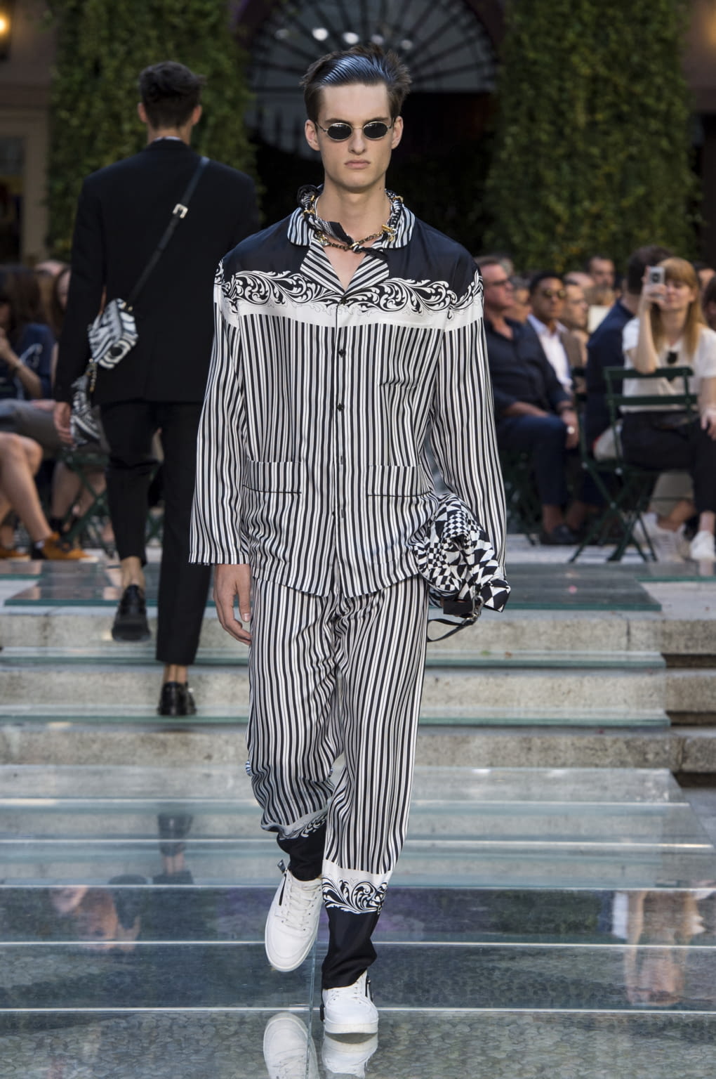 Fashion Week Milan Spring/Summer 2018 look 41 de la collection Versace menswear