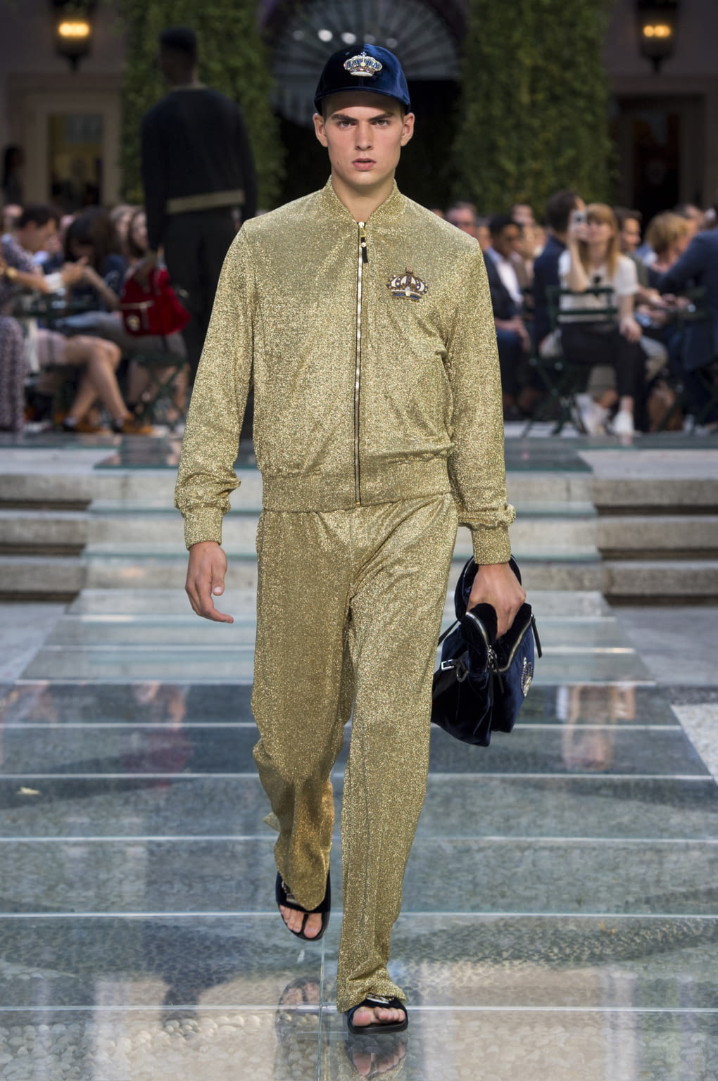 Fashion Week Milan Spring/Summer 2018 look 46 from the Versace collection menswear