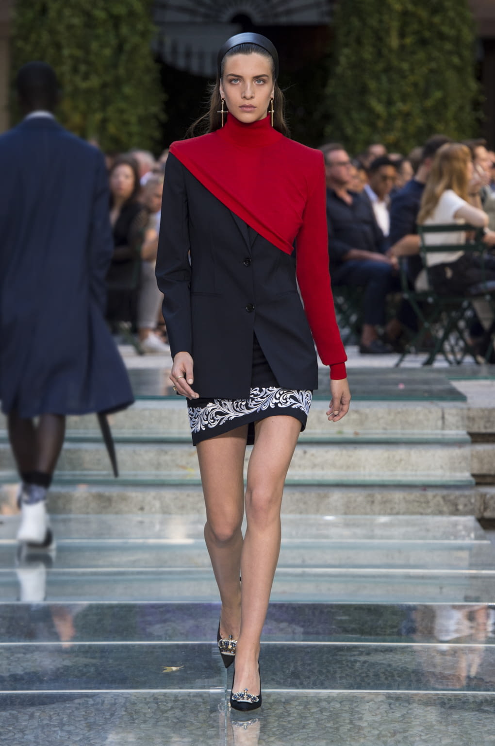 Fashion Week Milan Spring/Summer 2018 look 9 de la collection Versace menswear