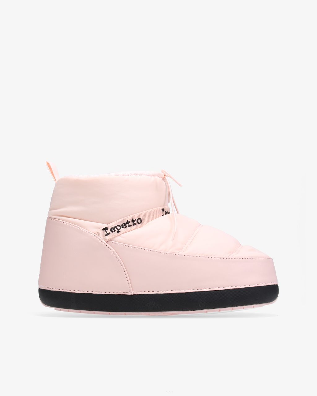 Fashion Week Paris Spring/Summer 2025 look 78 from the Repetto collection womenswear accessories