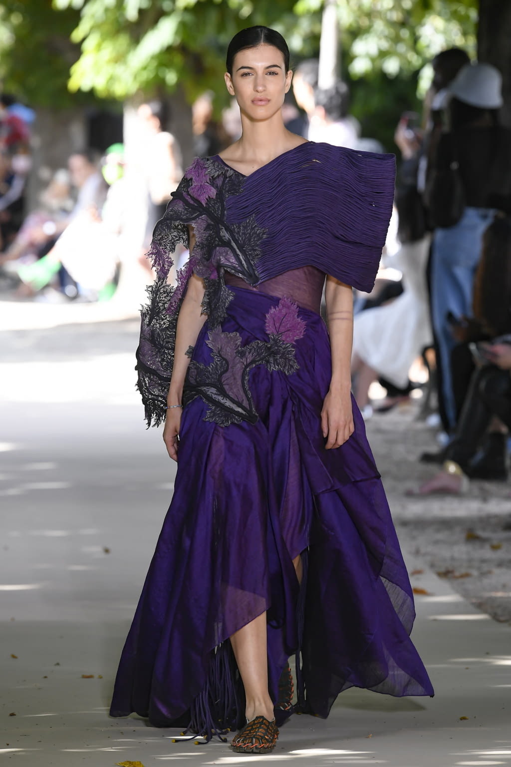 Fashion Week Paris Fall/Winter 2021 look 21 de la collection Vaishali S couture