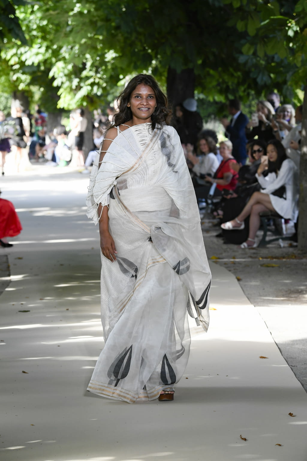 Fashion Week Paris Fall/Winter 2021 look 31 de la collection Vaishali S couture