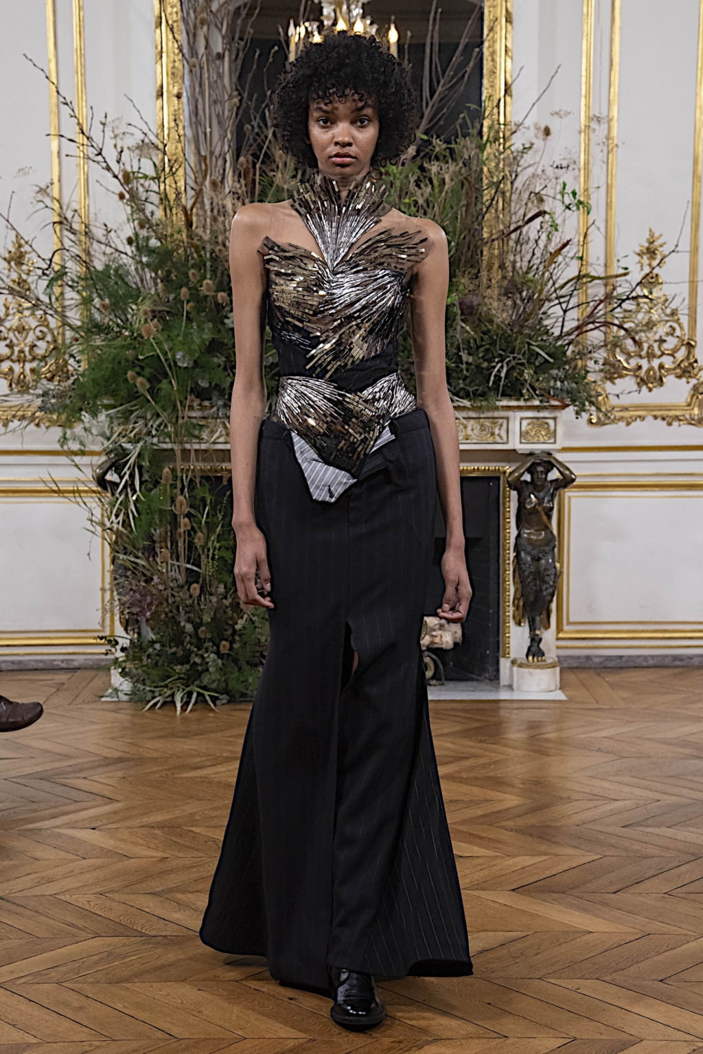 Fashion Week Paris Fall/Winter 2020 look 28 from the Valentin Yudashkin collection womenswear