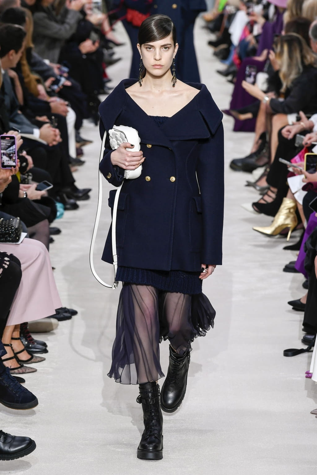 Fashion Week Paris Fall/Winter 2020 look 70 from the Valentino collection womenswear