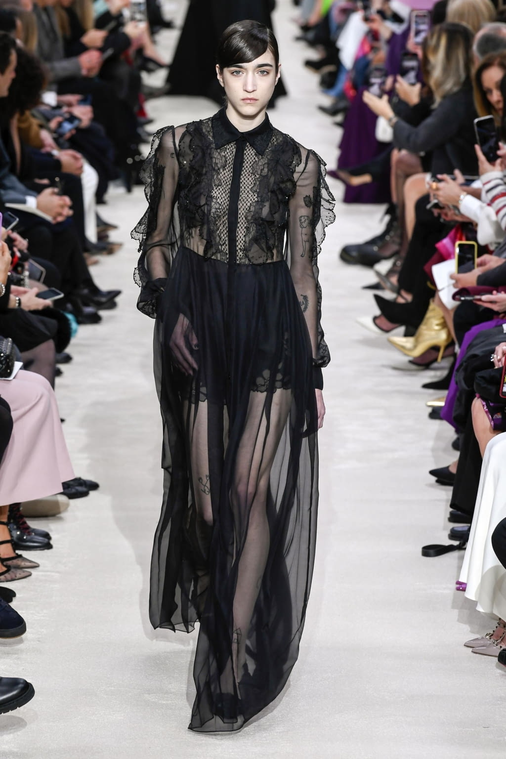 Fashion Week Paris Fall/Winter 2020 look 83 de la collection Valentino womenswear