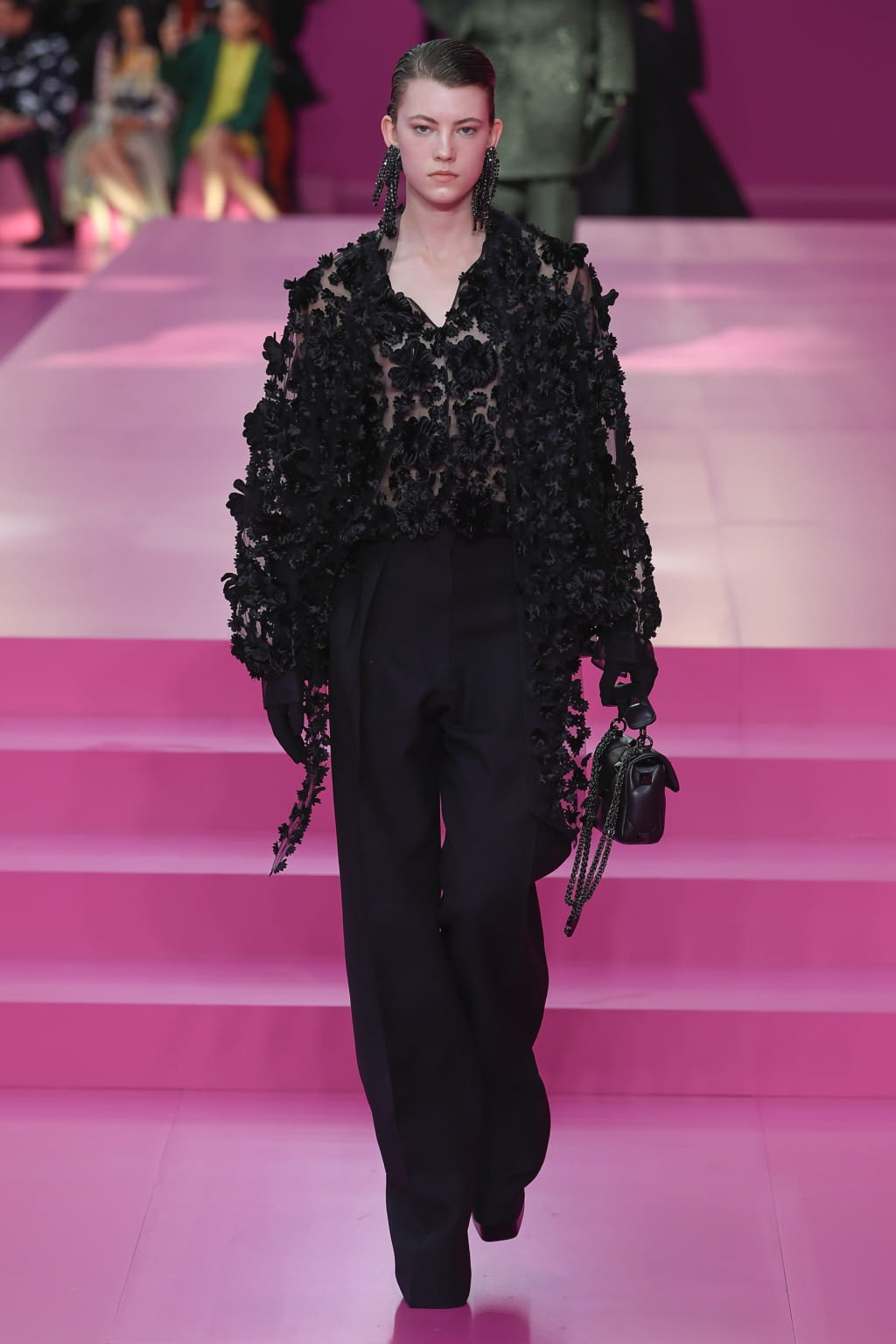 Fashion Week Paris Fall/Winter 2022 look 64 from the Valentino collection 女装