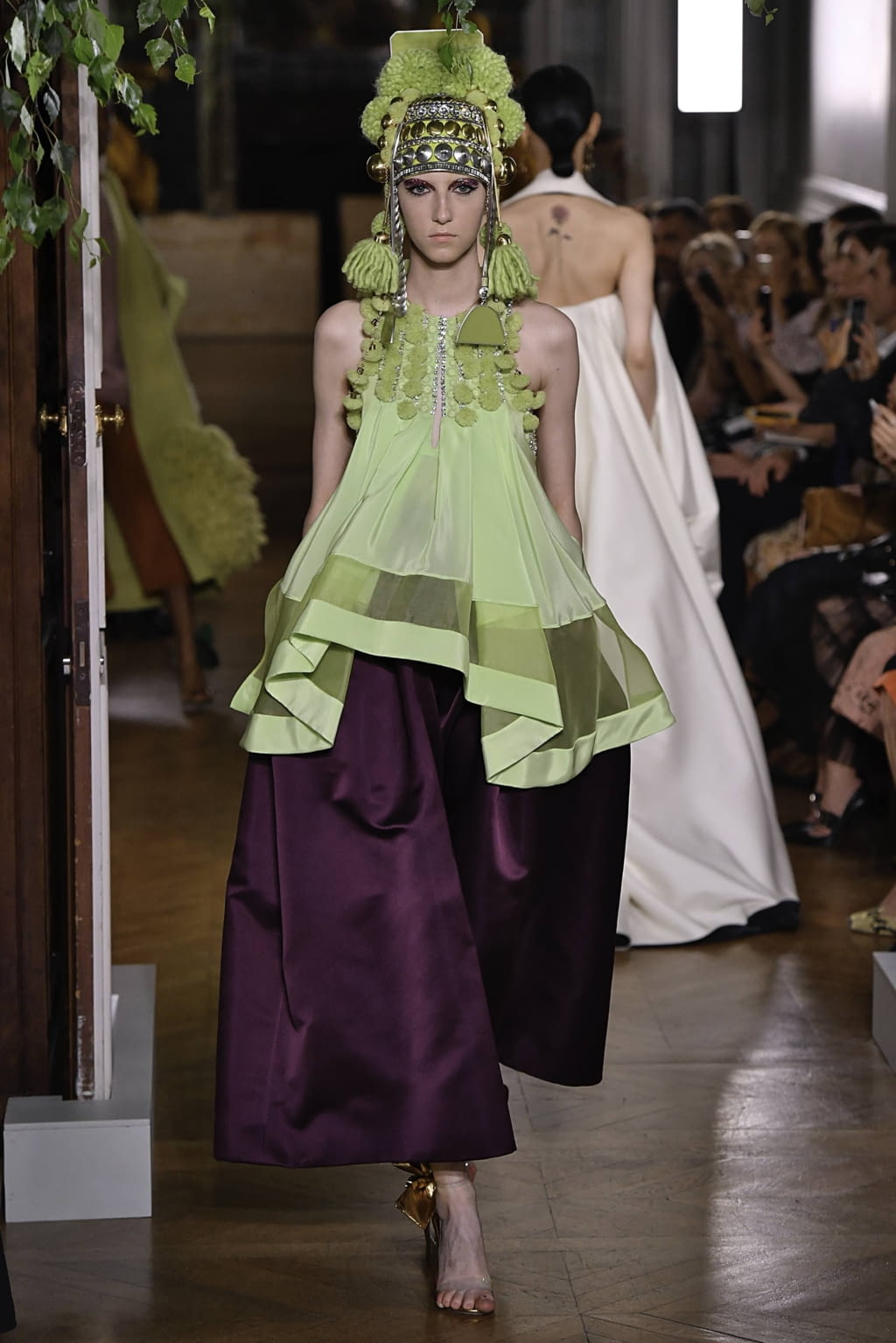 Fashion Week Paris Fall/Winter 2019 look 50 from the Valentino collection couture