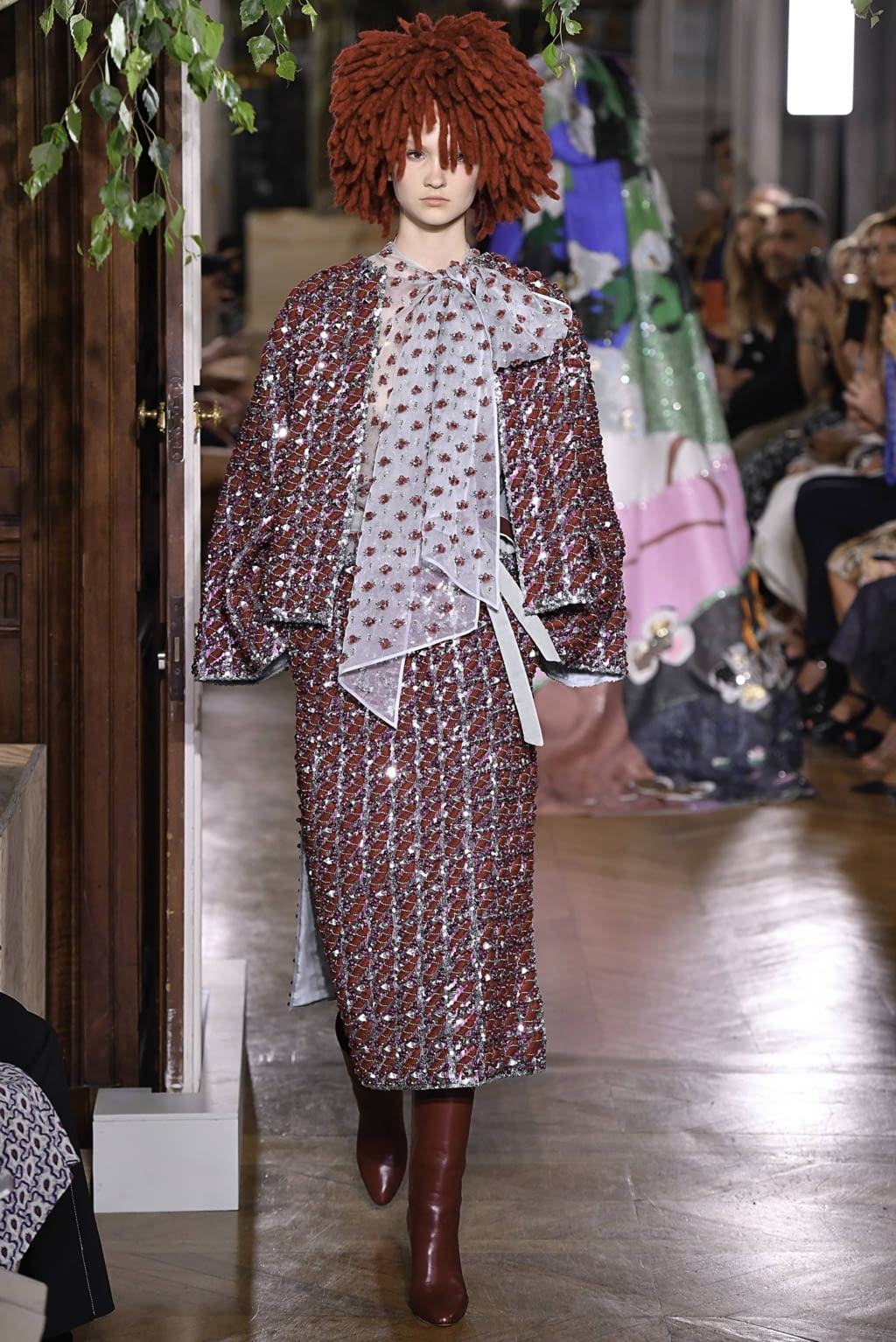 Fashion Week Paris Fall/Winter 2019 look 62 from the Valentino collection 高级定制