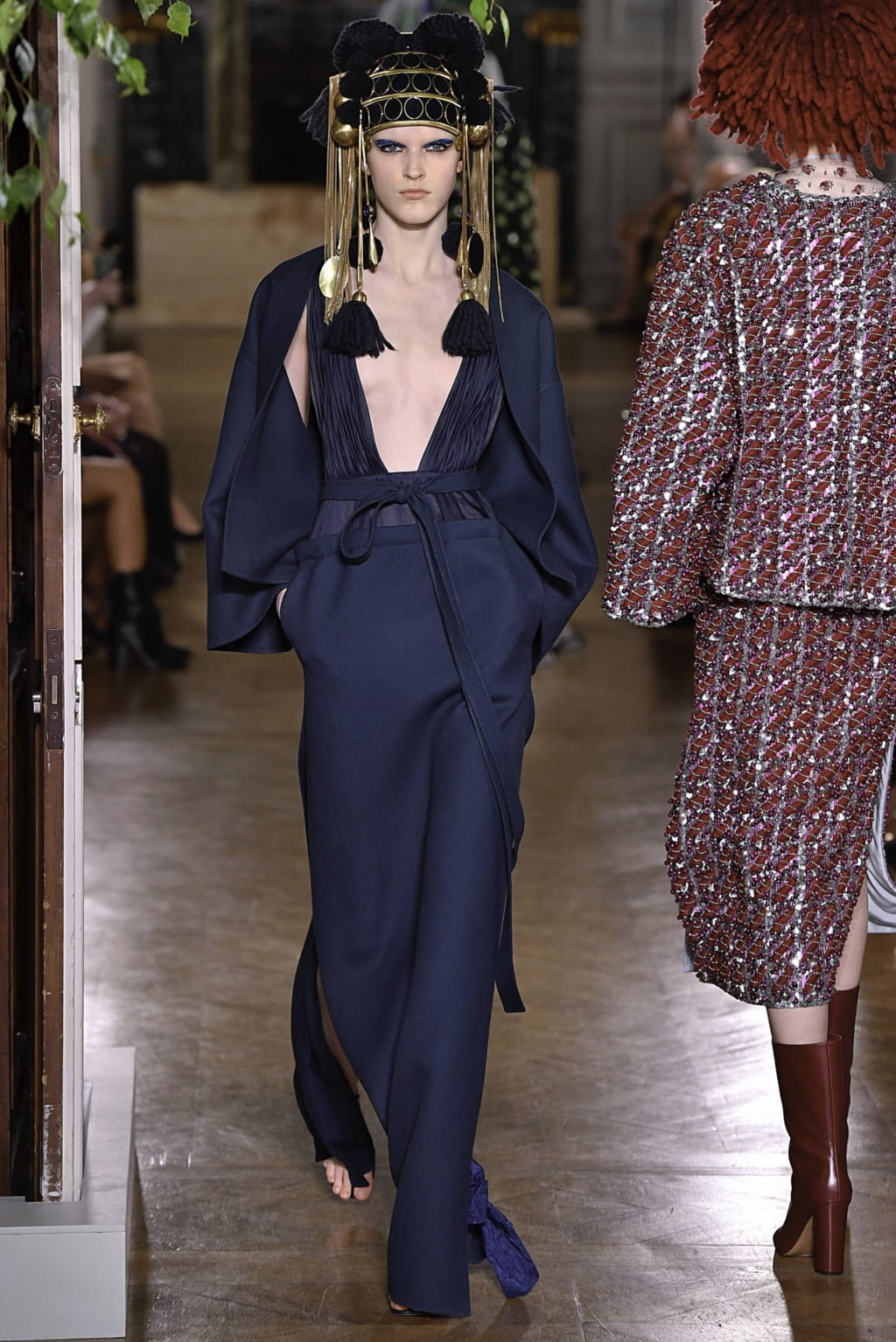 Fashion Week Paris Fall/Winter 2019 look 63 de la collection Valentino couture
