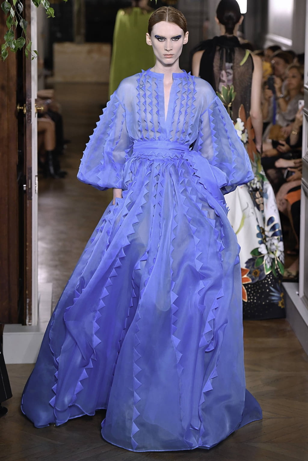 Fashion Week Paris Fall/Winter 2019 look 87 from the Valentino collection couture