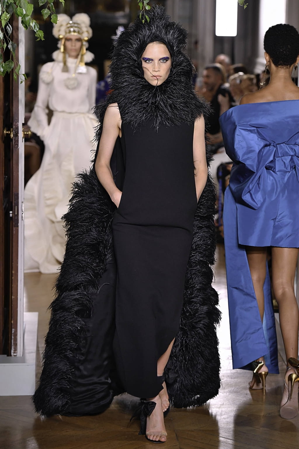 Fashion Week Paris Fall/Winter 2019 look 91 from the Valentino collection couture