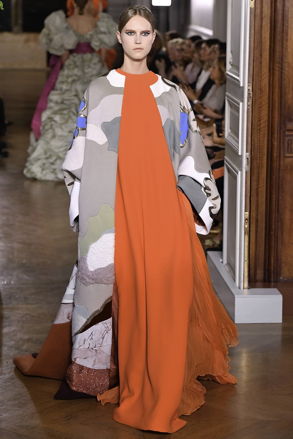 Fashion Week Paris Fall/Winter 2019 look 105 from the Valentino collection couture