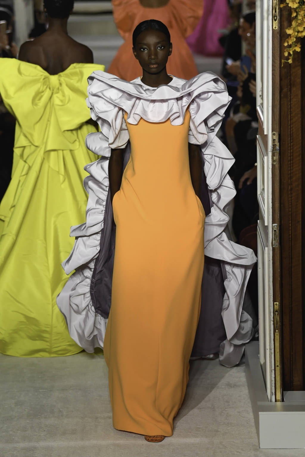Fashion Week Paris Spring/Summer 2019 look 58 from the Valentino collection couture