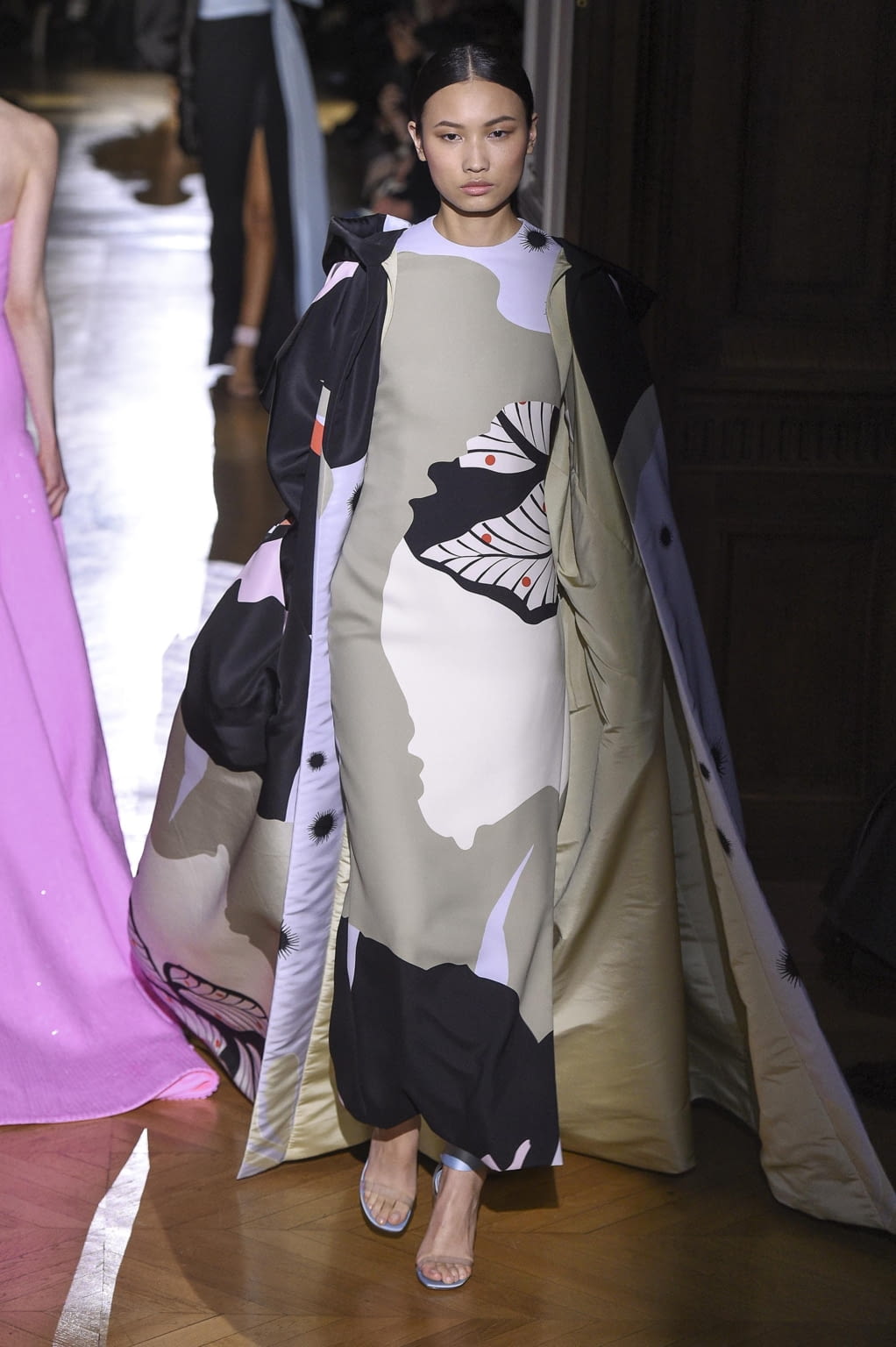 Fashion Week Paris Spring/Summer 2020 look 61 from the Valentino collection 高级定制