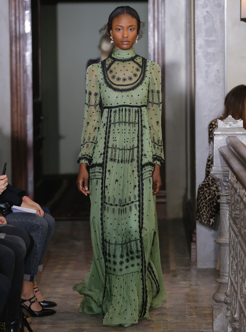Fashion Week Paris Pre-Fall 2017 look 47 from the Valentino collection womenswear
