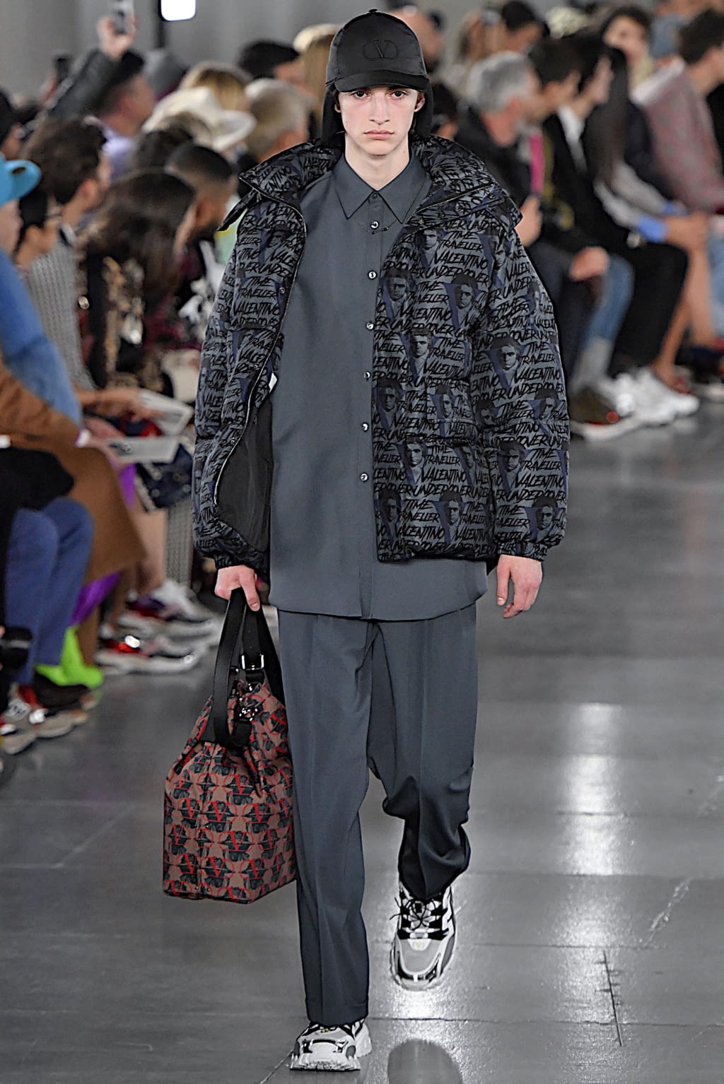 Fashion Week Paris Fall/Winter 2019 look 41 from the Valentino collection 男装
