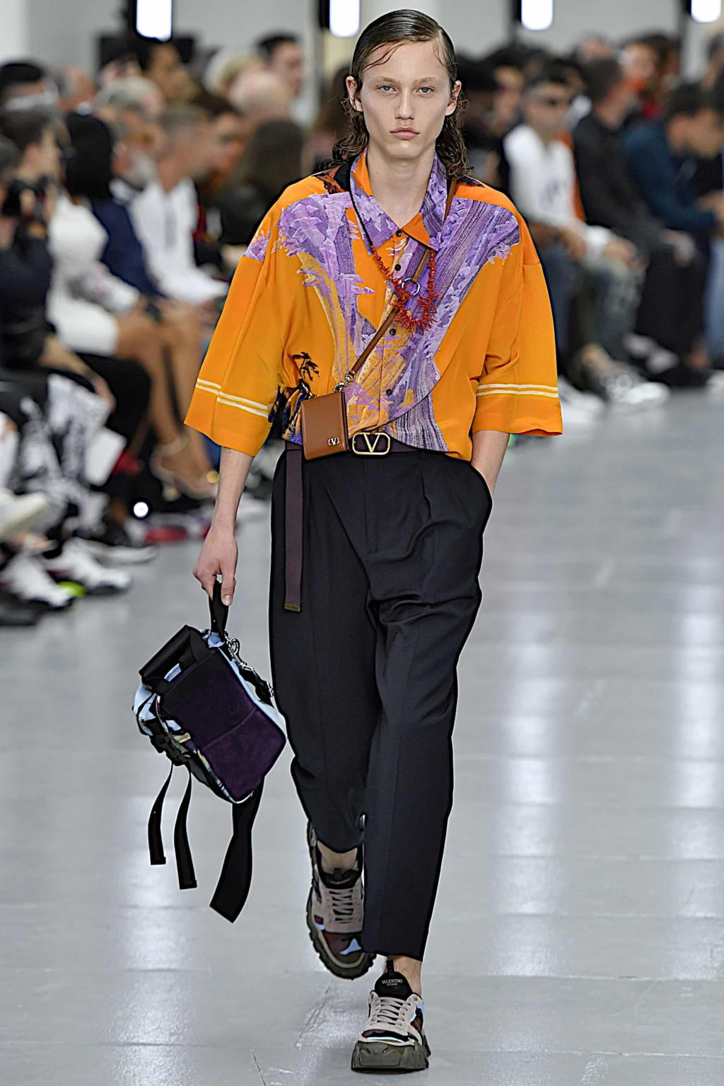 Fashion Week Paris Spring/Summer 2020 look 1 from the Valentino collection menswear