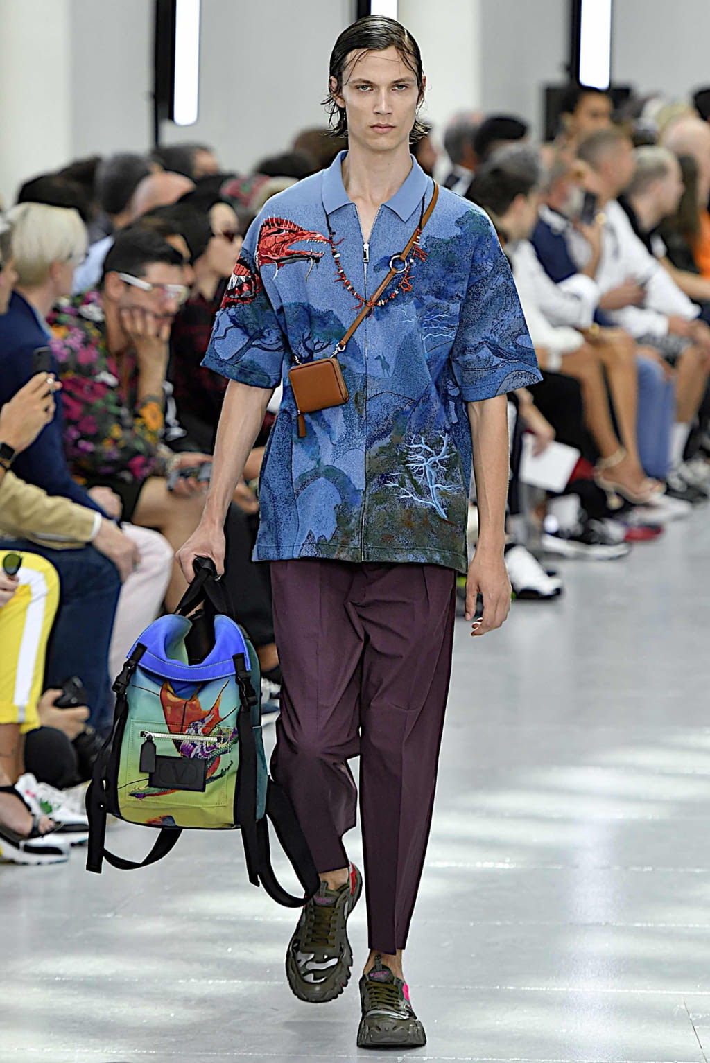 Fashion Week Paris Spring/Summer 2020 look 14 from the Valentino collection 男装