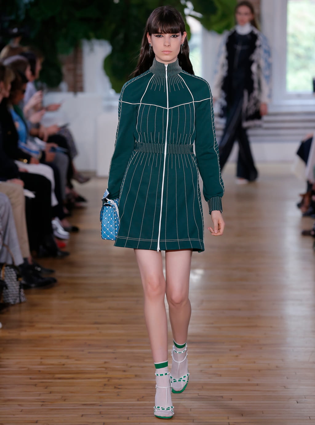 Fashion Week Paris Resort 2018 look 4 de la collection Valentino womenswear