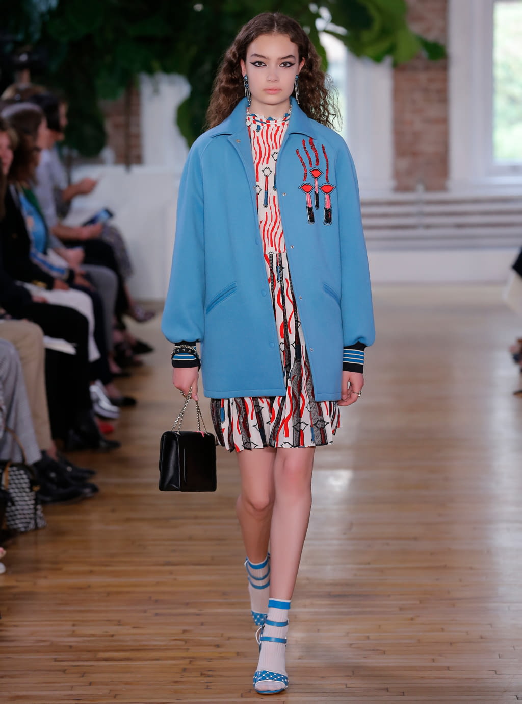 Fashion Week Paris Resort 2018 look 31 from the Valentino collection 女装