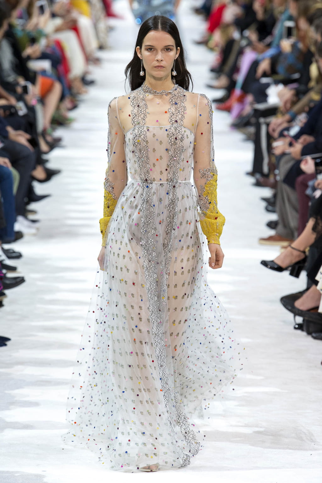 Fashion Week Paris Spring/Summer 2018 look 62 de la collection Valentino womenswear