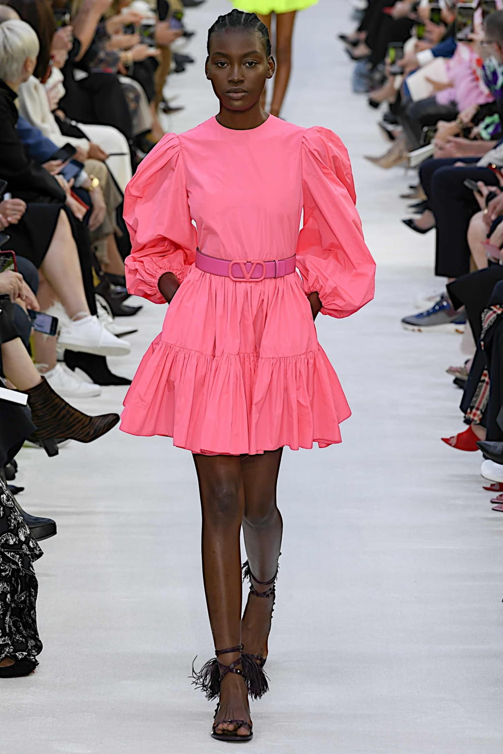 Fashion Week Paris Spring/Summer 2020 look 18 de la collection Valentino womenswear