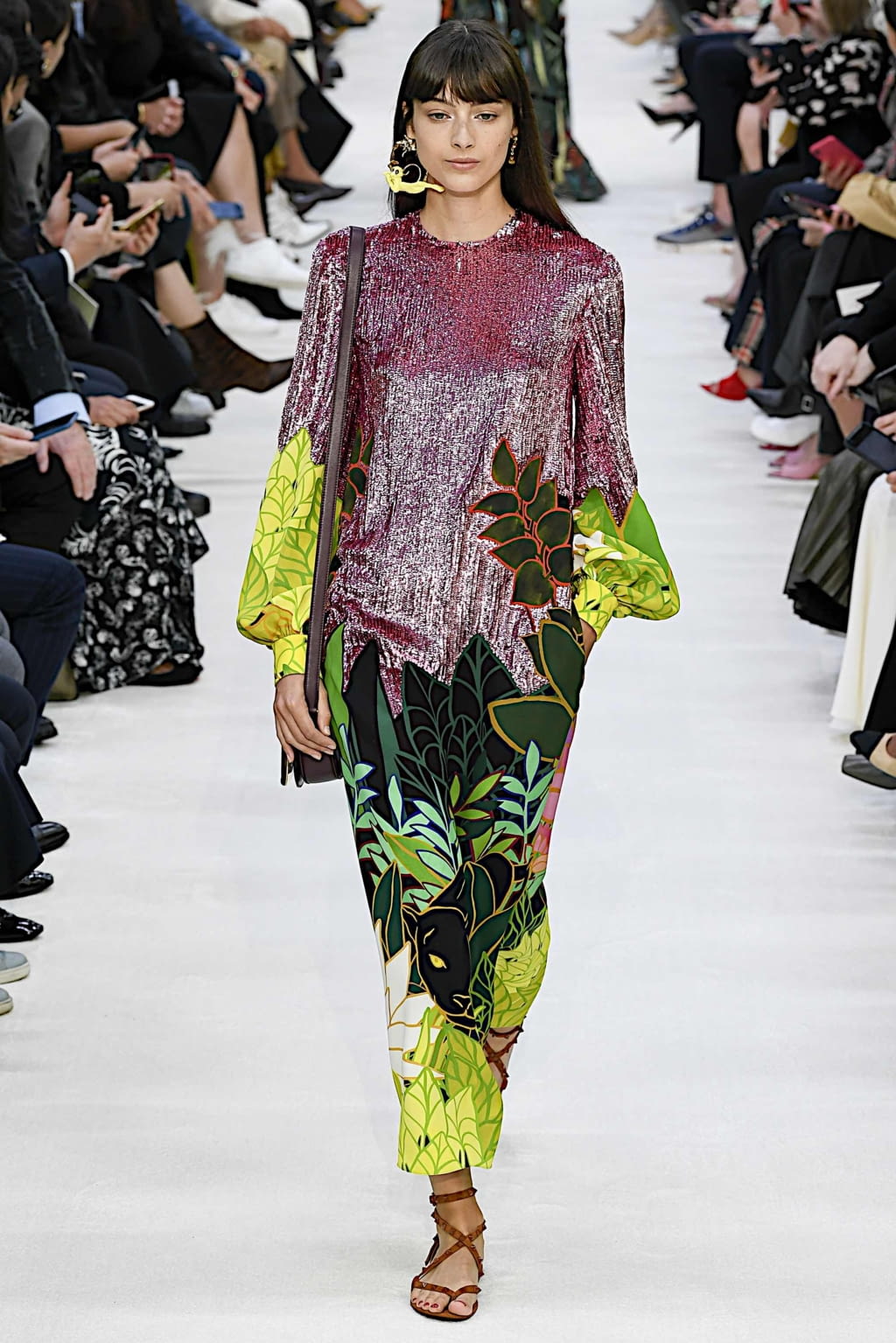 Fashion Week Paris Spring/Summer 2020 look 46 de la collection Valentino womenswear