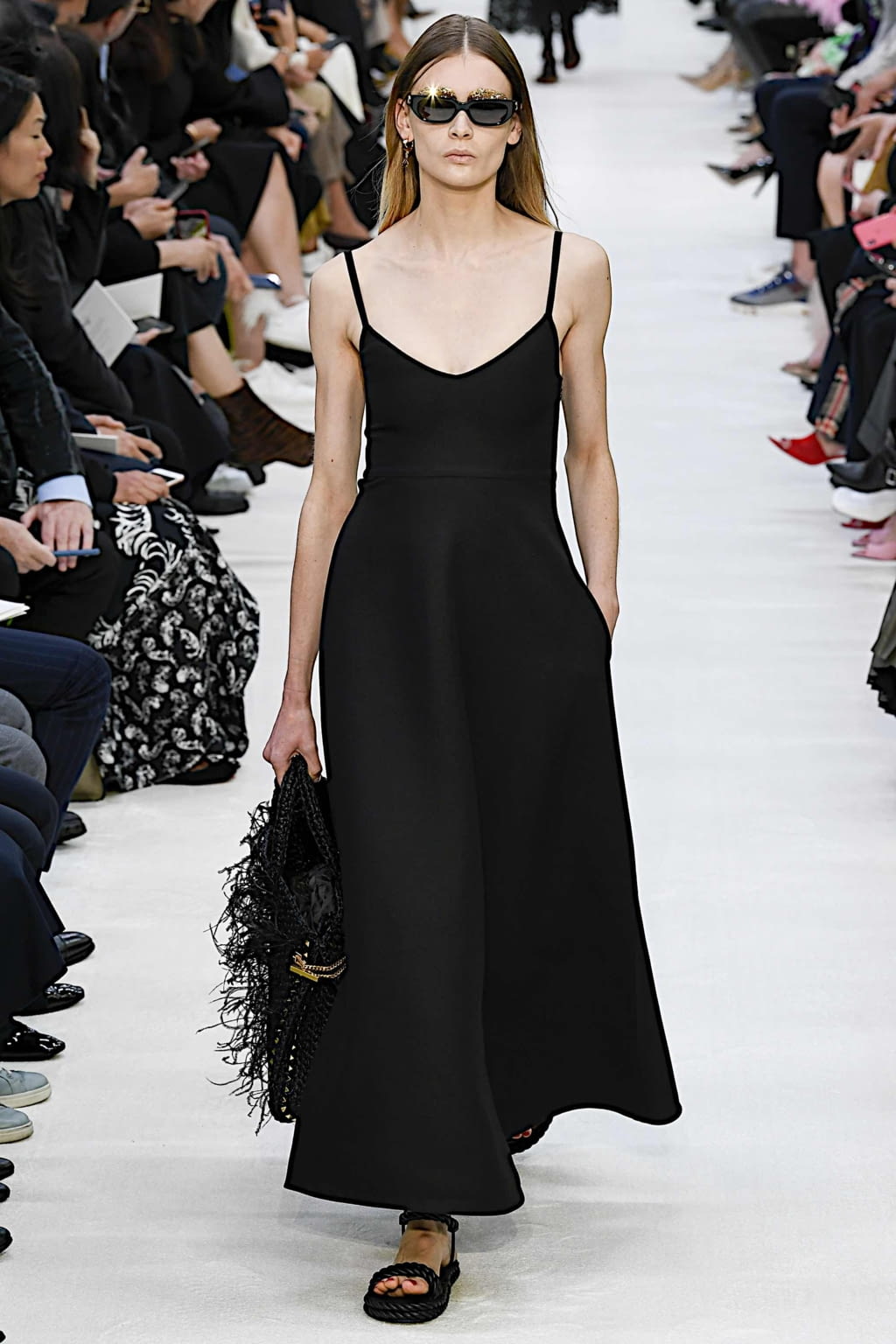 Fashion Week Paris Spring/Summer 2020 look 53 de la collection Valentino womenswear