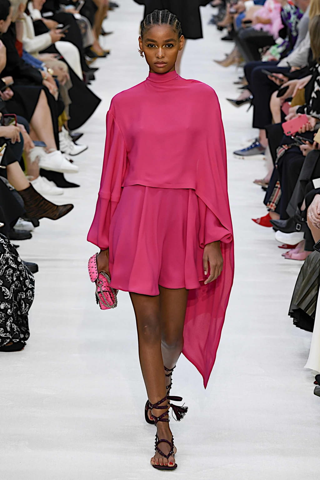 Fashion Week Paris Spring/Summer 2020 look 56 from the Valentino collection womenswear