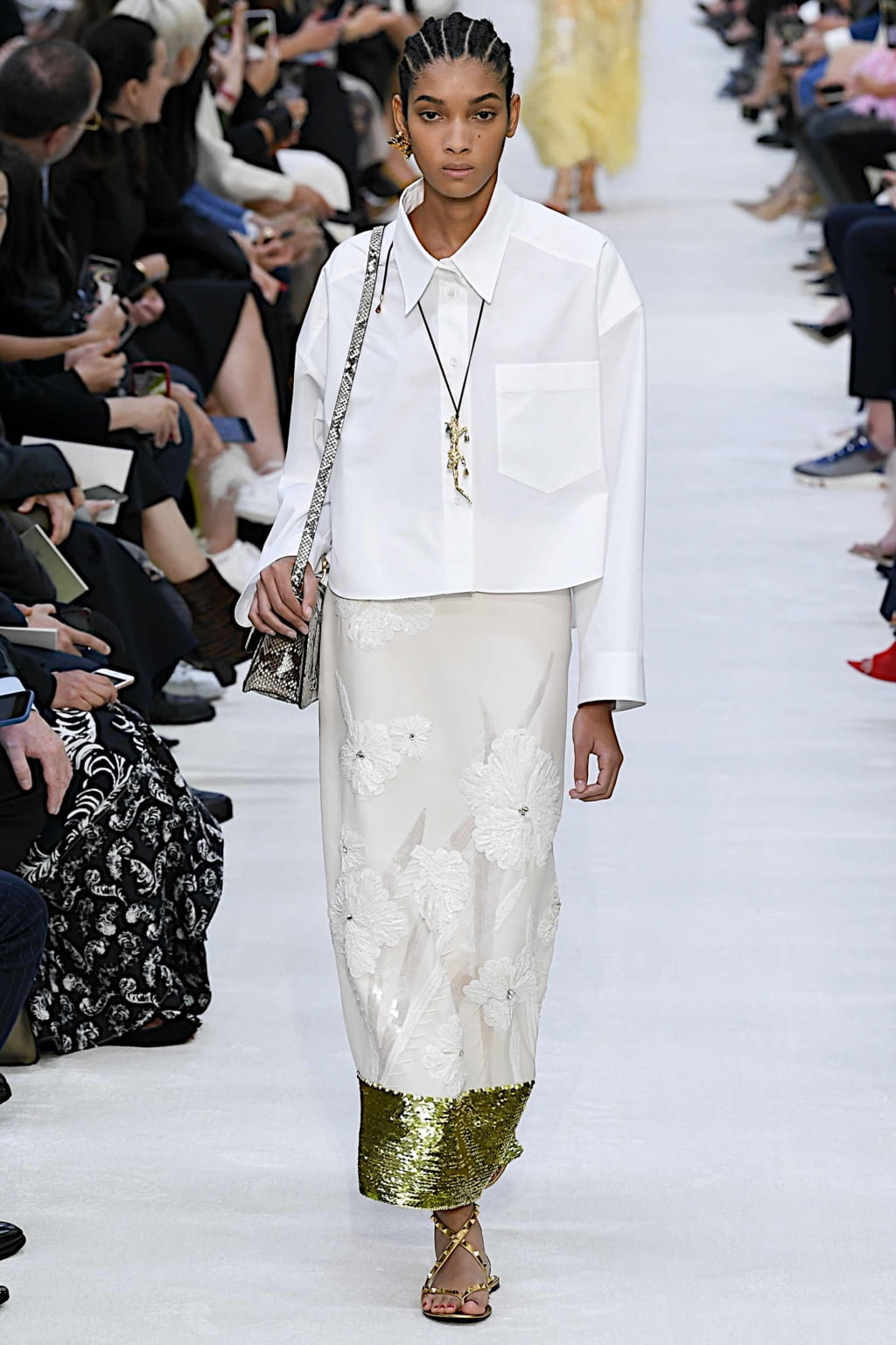 Fashion Week Paris Spring/Summer 2020 look 62 from the Valentino collection womenswear