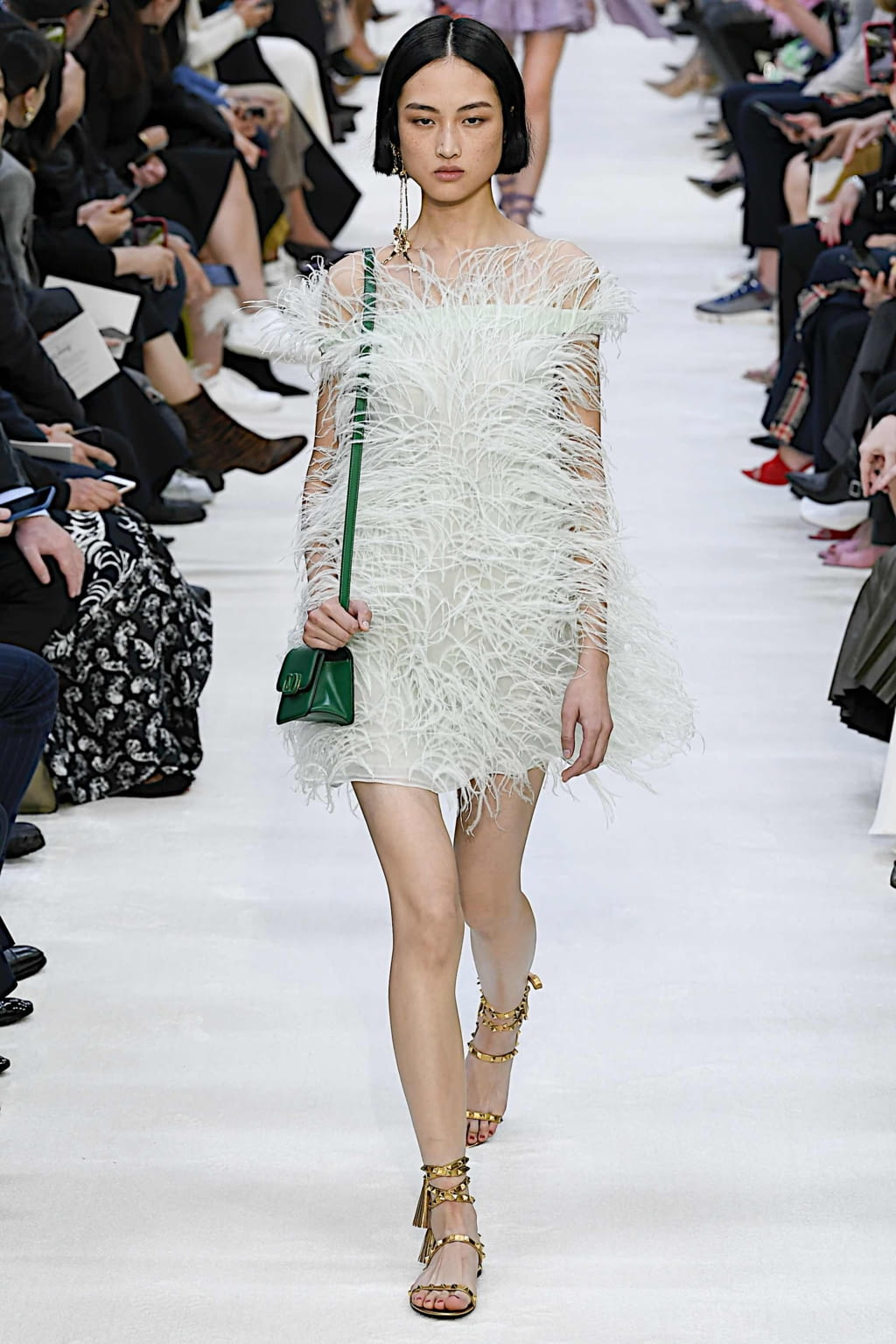 Fashion Week Paris Spring/Summer 2020 look 65 de la collection Valentino womenswear