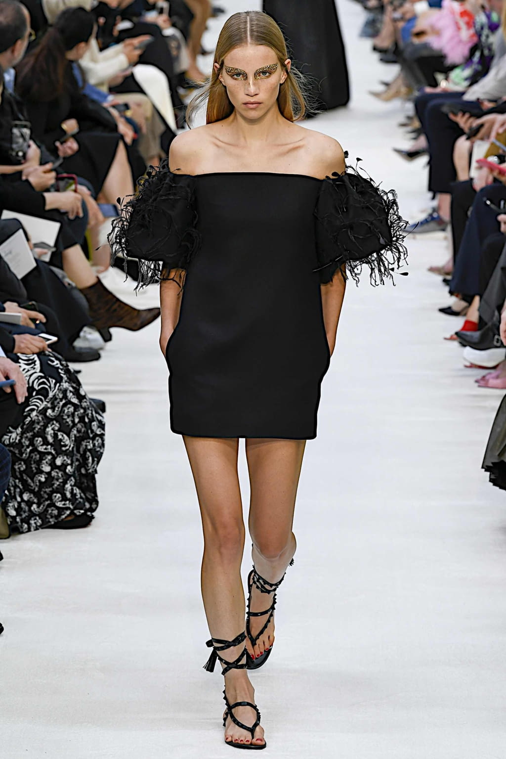 Fashion Week Paris Spring/Summer 2020 look 68 de la collection Valentino womenswear