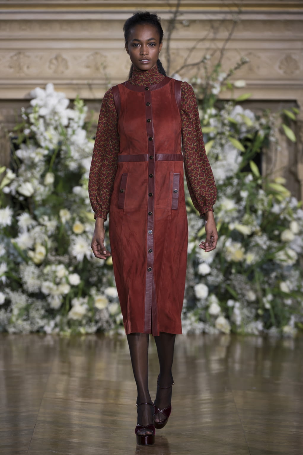 Fashion Week Paris Fall/Winter 2016 look 6 from the Vanessa Seward collection womenswear