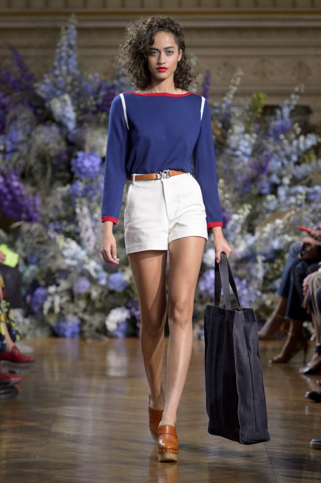 Fashion Week Paris Spring/Summer 2017 look 9 from the Vanessa Seward collection womenswear
