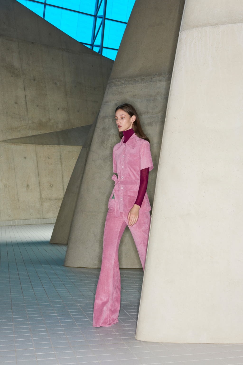 Fashion Week New York Pre-Fall 2018 look 16 from the Victoria Beckham collection womenswear