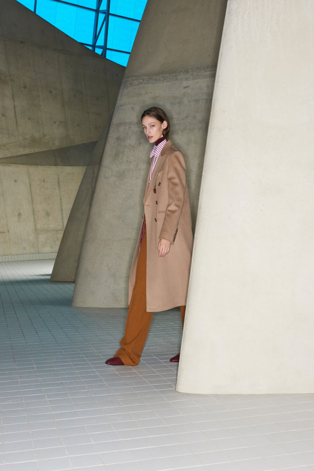 Fashion Week New York Pre-Fall 2018 look 3 from the Victoria Beckham collection 女装