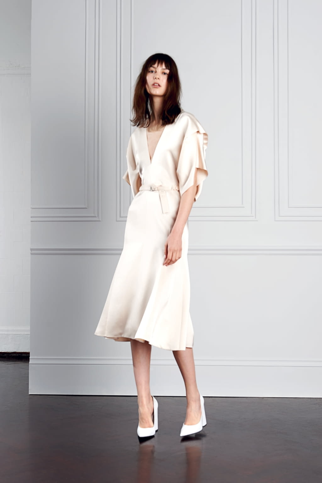 Fashion Week New York Resort 2017 look 12 from the Victoria Beckham collection womenswear