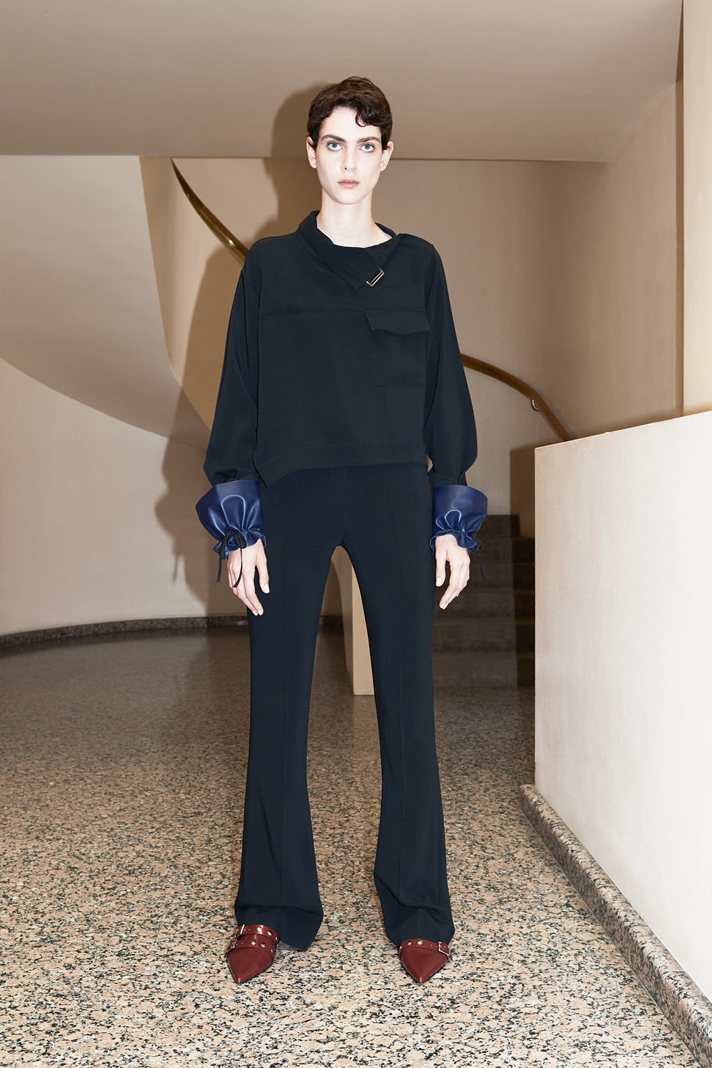 Fashion Week New York Resort 2018 look 19 from the Victoria Beckham collection womenswear