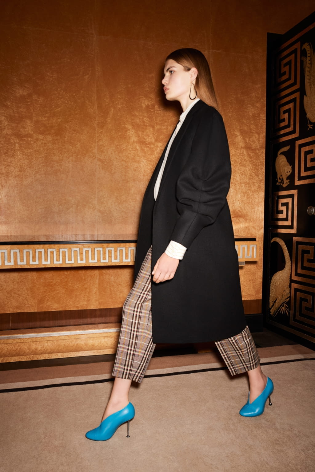 Fashion Week New York Pre-Fall 2017 look 19 from the Victoria Beckham collection womenswear