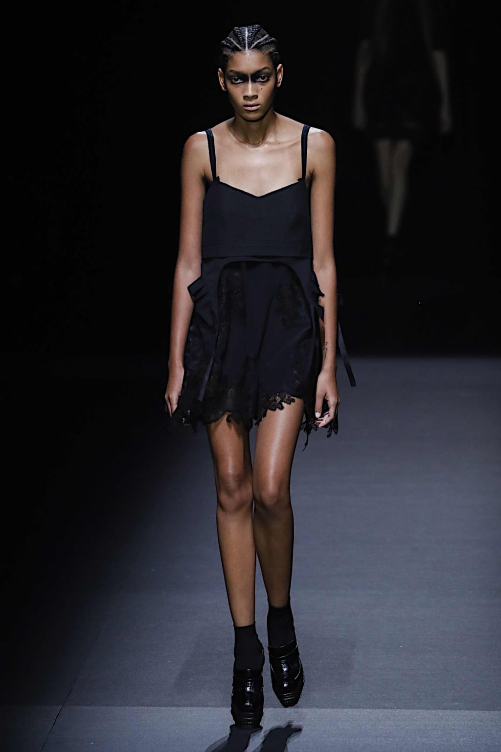 Fashion Week New York Spring/Summer 2020 look 3 from the Vera Wang collection womenswear