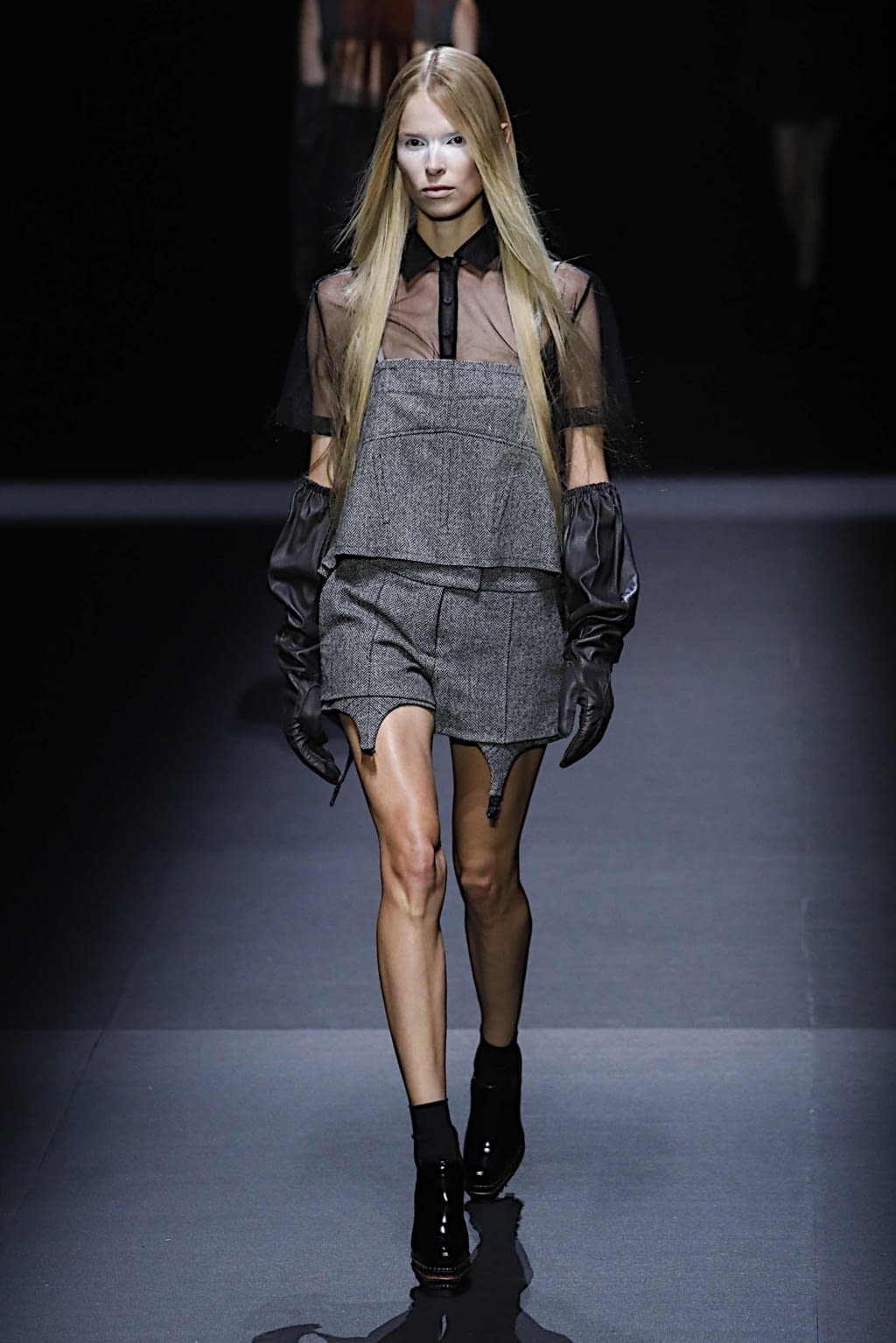 Fashion Week New York Spring/Summer 2020 look 7 from the Vera Wang collection womenswear
