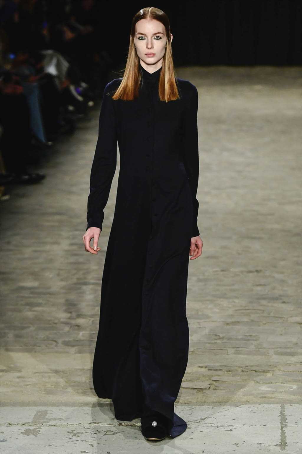 Fashion Week Paris Fall/Winter 2017 look 14 from the Véronique Branquinho collection womenswear