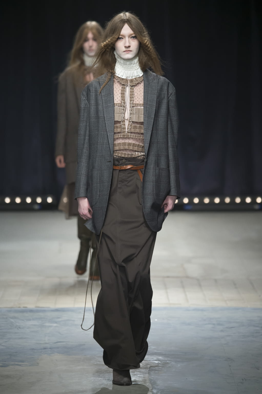 Fashion Week Paris Fall/Winter 2016 look 19 from the Véronique Branquinho collection 女装