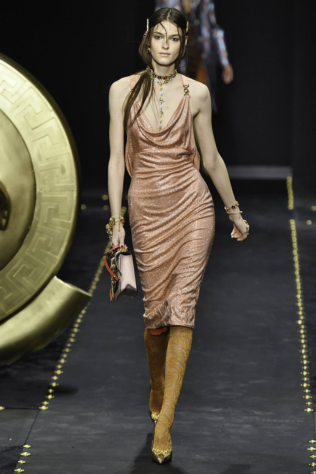 Fashion Week Milan Fall/Winter 2019 look 30 from the Versace collection womenswear