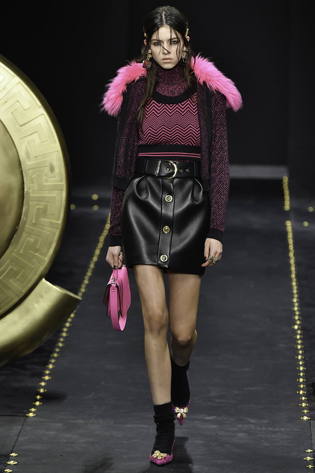 Fashion Week Milan Fall/Winter 2019 look 37 from the Versace collection womenswear