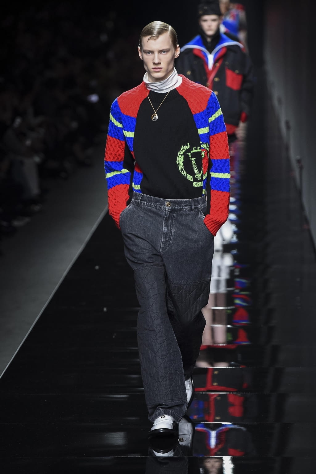 Fashion Week Milan Fall/Winter 2020 look 21 from the Versace collection womenswear