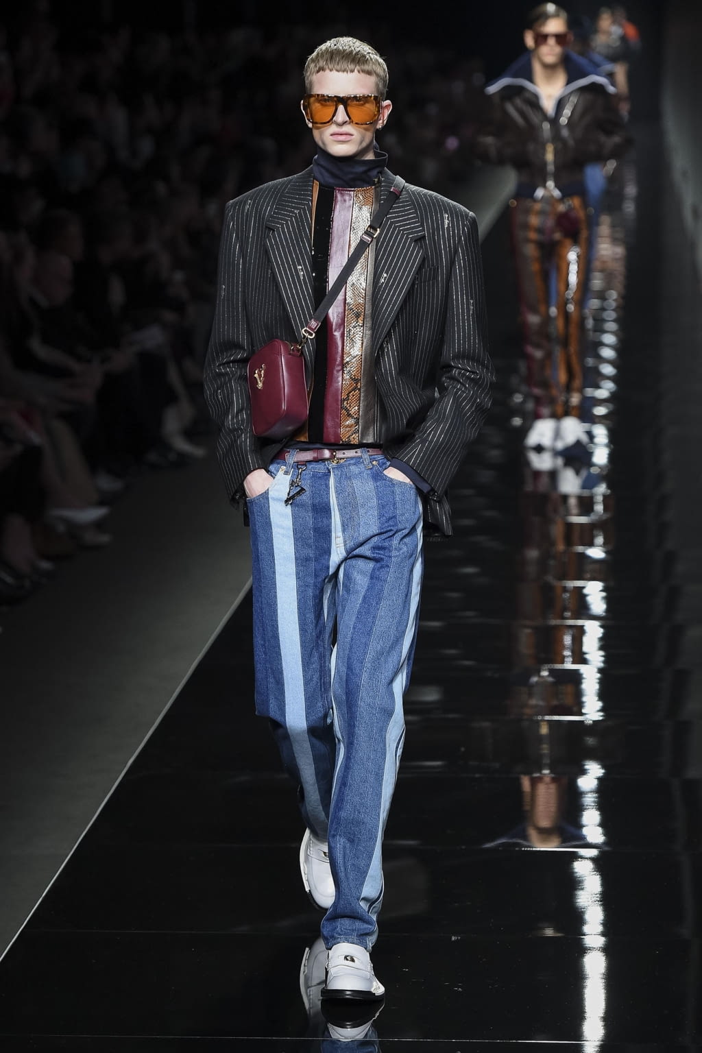 Fashion Week Milan Fall/Winter 2020 look 51 de la collection Versace womenswear