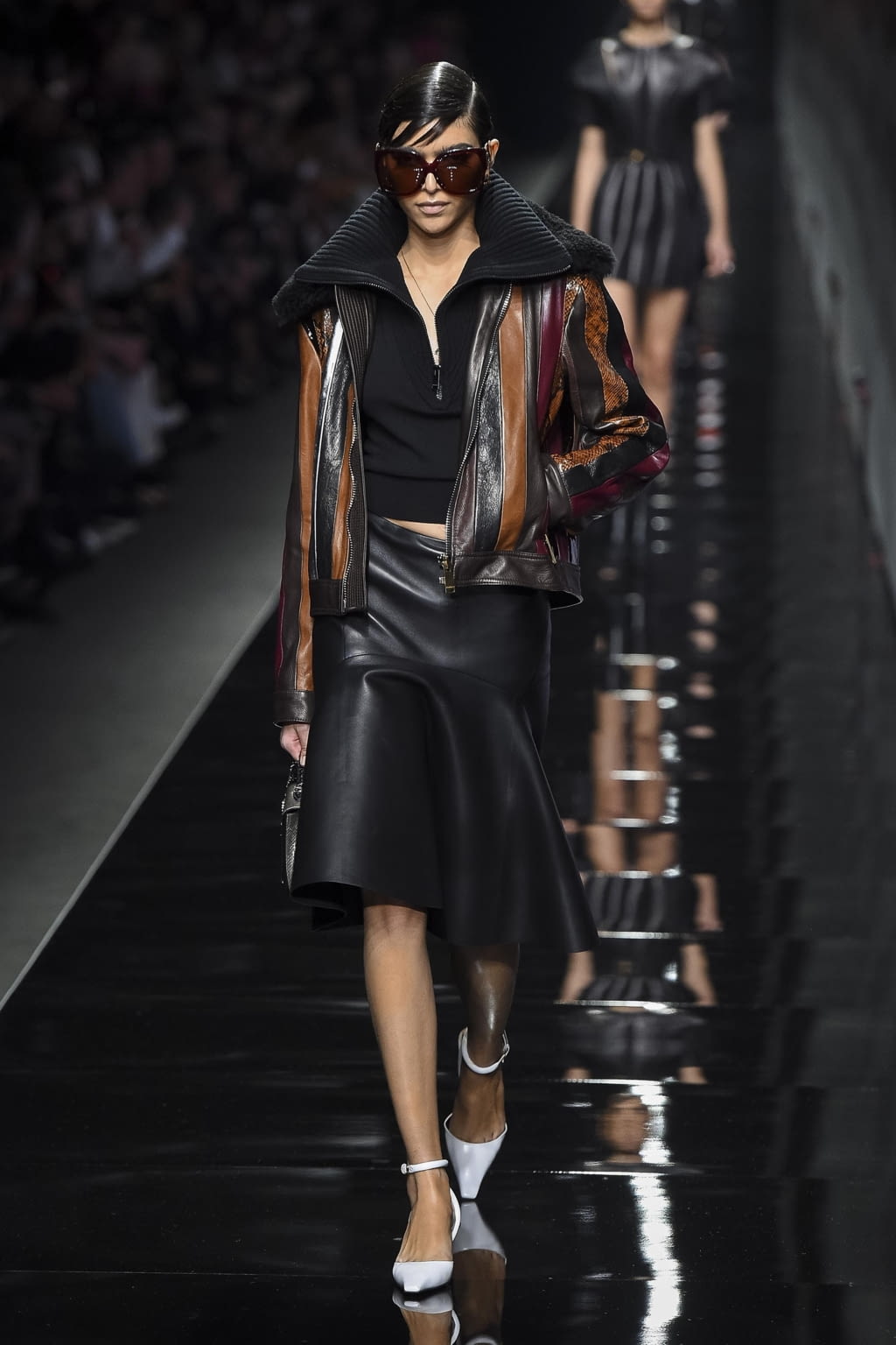 Fashion Week Milan Fall/Winter 2020 look 54 from the Versace collection womenswear